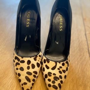 GUESS HIGH HEELS ANIMAL PRINT/ BLACK